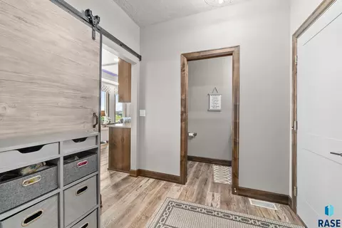 Entry Way - 8401 E Roughlock St, Sioux Falls, SD 57110 photo 4 of 4