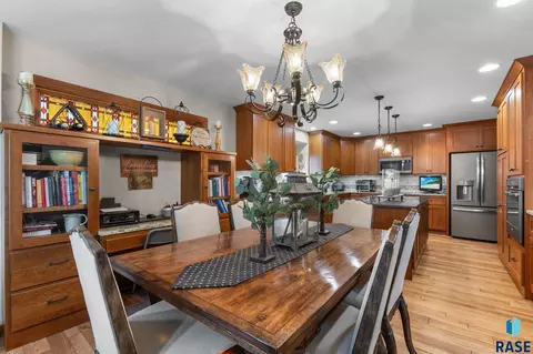 Dining - 3738 E Fox Run Pl, Sioux Falls, SD 57103 photo 1 of 1