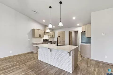 Kitchen - 20 W 20th Ave, Mitchell, SD 57301 photo 1 of 4