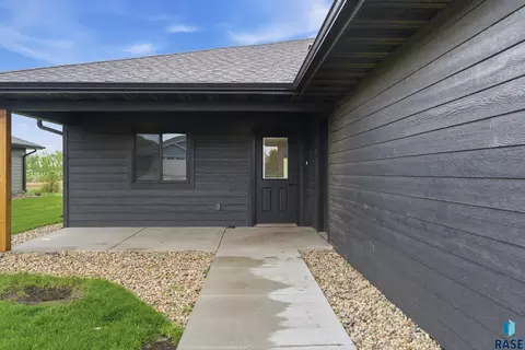 Other - 20 W 20th Ave, Mitchell, SD 57301 photo 1 of 8
