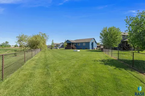 Exterior - 760 Fox Ct, Tea, SD 57064 photo 12 of 14