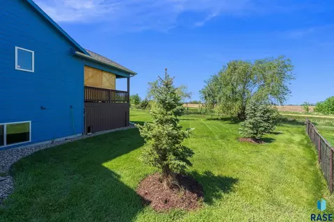 Exterior - 760 Fox Ct, Tea, SD 57064 photo 8 of 14