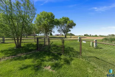 Exterior - 760 Fox Ct, Tea, SD 57064 photo 11 of 14