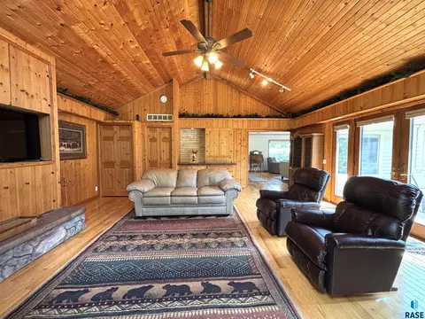 Living - 316 E 5th St, Miller, SD 57362 photo 7 of 14