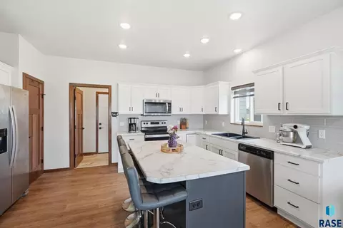 Kitchen - 7212 E 49th St, Sioux Falls, SD 57110 photo 1 of 3