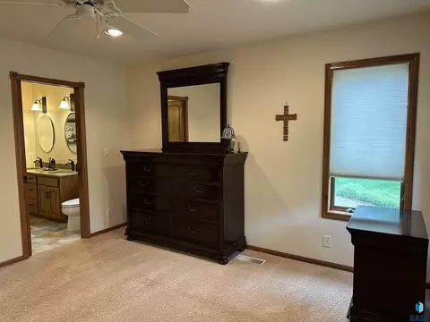 Bedroom - 904 S Stadium Dr, Freeman, SD 57029 photo 5 of 7