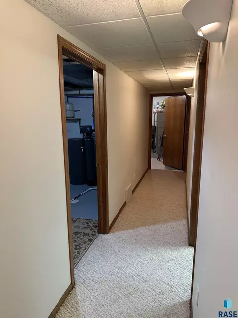 Entry Way - 904 S Stadium Dr, Freeman, SD 57029 photo 7 of 7