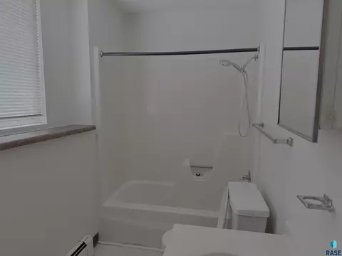 Bath - 201 Wicker St, Gayville, SD 57031 photo 1 of 2