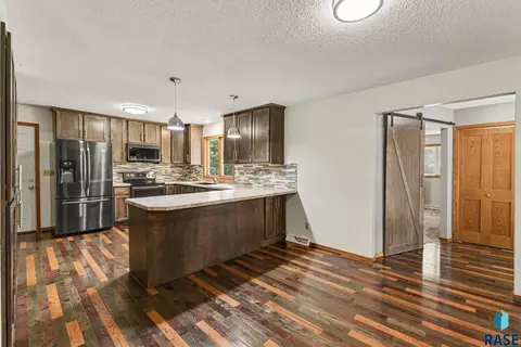 Kitchen - 912 NE 9th St, Madison, SD 57042 photo 2 of 4