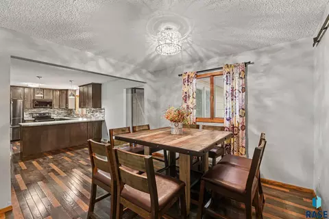 Dining - 912 NE 9th St, Madison, SD 57042 photo 1 of 2