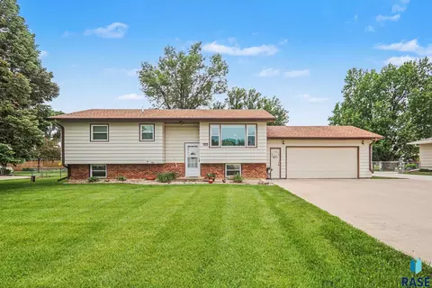 6605 W 10th St, Sioux Falls, SD 57107