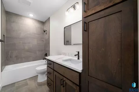 Bath - 408 E 11th St, Crooks, SD 57020 photo 6 of 6