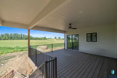 Exterior - 408 E 11th St, Crooks, SD 57020 photo 2 of 3