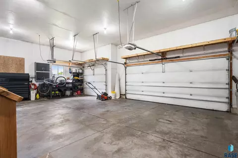 Other - 6741 E 44th St, Sioux Falls, SD 57110 photo 11 of 13