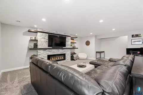 Living - 6741 E 44th St, Sioux Falls, SD 57110 photo 6 of 6