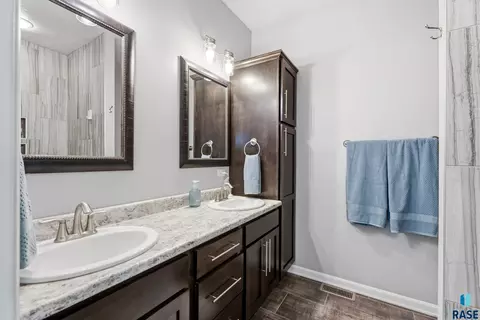 Bath - 6741 E 44th St, Sioux Falls, SD 57110 photo 1 of 3