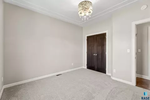 Bedroom - 6741 E 44th St, Sioux Falls, SD 57110 photo 6 of 11