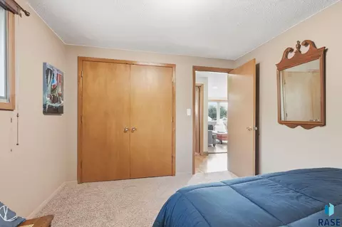 508 S Cloudas Ave, Sioux Falls, SD 57103 photo 12