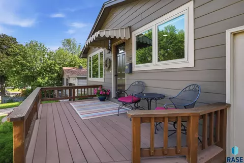 508 S Cloudas Ave, Sioux Falls, SD 57103 photo 3