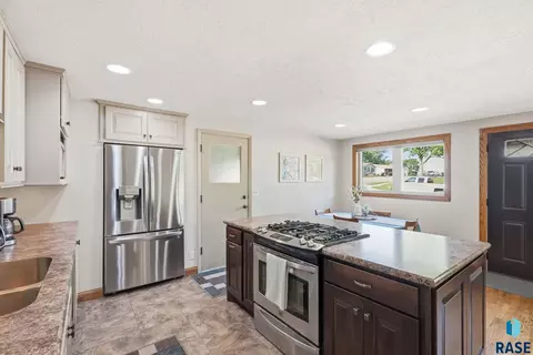 508 S Cloudas Ave, Sioux Falls, SD 57103 photo 8
