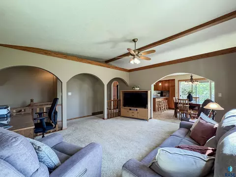 Living - 8704 E 38th St, Sioux Falls, SD 57110 photo 1 of 4