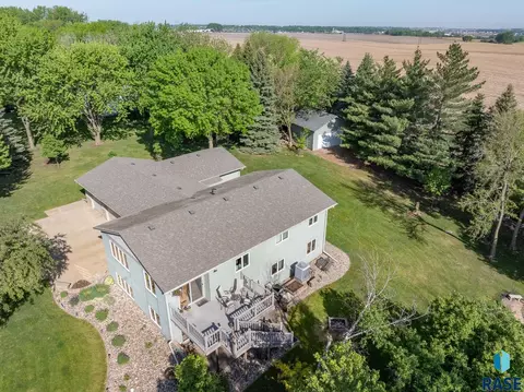 View/Area - 8704 E 38th St, Sioux Falls, SD 57110 photo 4 of 7