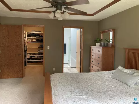 Bedroom - 8704 E 38th St, Sioux Falls, SD 57110 photo 2 of 4