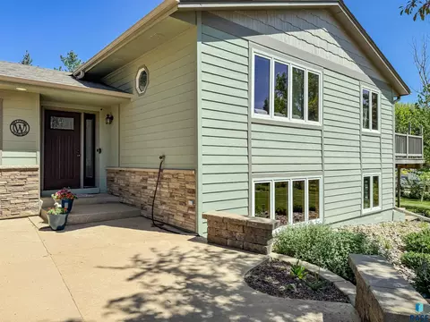 Exterior - 8704 E 38th St, Sioux Falls, SD 57110 photo 21 of 21