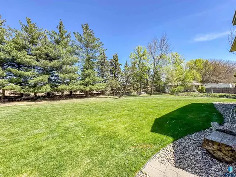 Exterior - 8704 E 38th St, Sioux Falls, SD 57110 photo 15 of 21