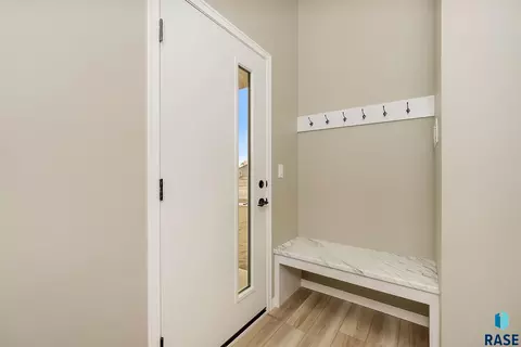 Entry Way - 401 N Summit Ave, Tea, SD 57064 photo 2 of 3