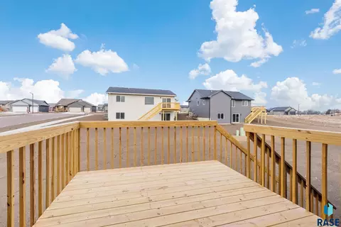 Exterior - 401 N Summit Ave, Tea, SD 57064 photo 1 of 1