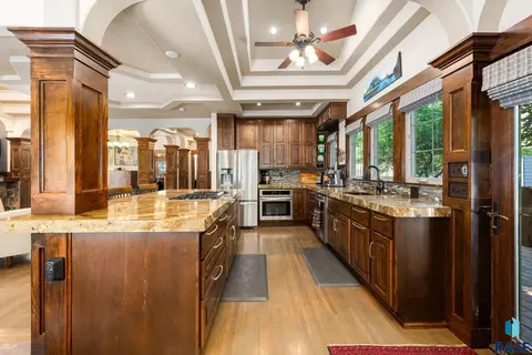 Kitchen - 100 E 23rd St, Sioux Falls, SD 57105 photo 1 of 2