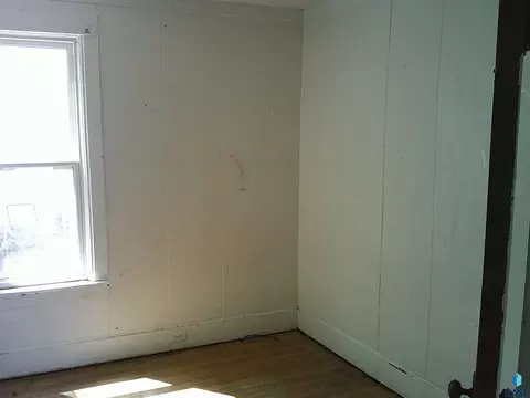 Bedroom - 714 SW 3rd Ave, Aberdeen, SD 57401 photo 1 of 6