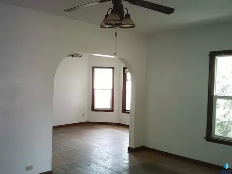 Living - 714 SW 3rd Ave, Aberdeen, SD 57401 photo 1 of 3