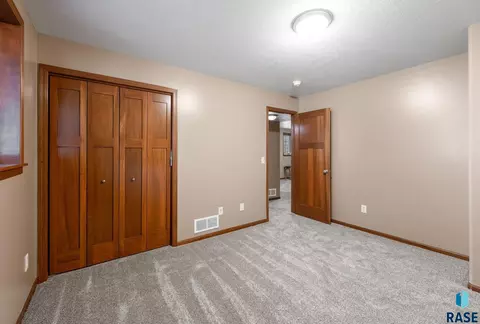 Bedroom - 7316 W 65th St, Sioux Falls, SD 57106 photo 4 of 4