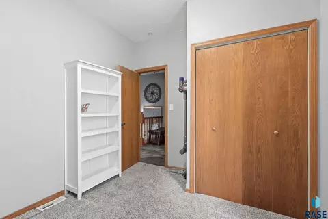 Other - 1402 E 9th St, Sioux Falls, SD 57103 photo 8 of 9