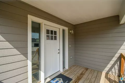 Exterior - 5320 E 28th St, Sioux Falls, SD 57110 photo 3 of 9