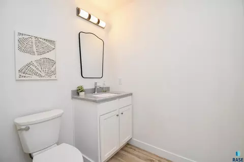 Bath - 5320 E 28th St, Sioux Falls, SD 57110 photo 1 of 3