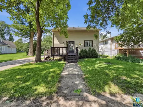 200 W Lotta St, Sioux Falls, SD 57105