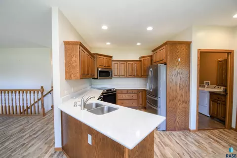Kitchen - 4500 E Kearney Pl, Sioux Falls, SD 57110 photo 1 of 2