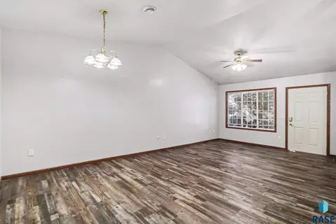 Living - 412 N 9th Ave, Brandon, SD 57005 photo 1 of 3