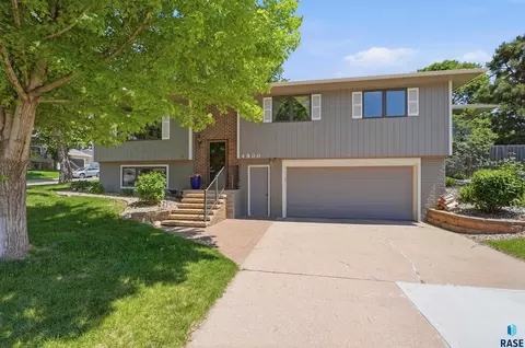 4800 S Glenview Rd, Sioux Falls, SD 57103