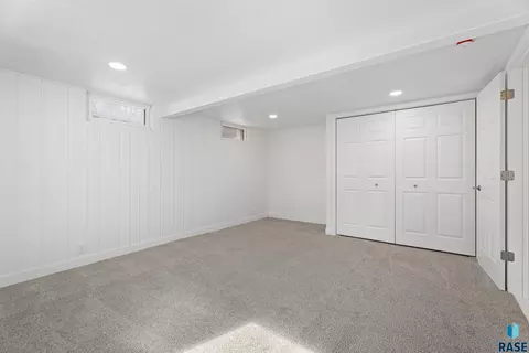 Other - 2405 W Bailey St, Sioux Falls, SD 57104 photo 6 of 11