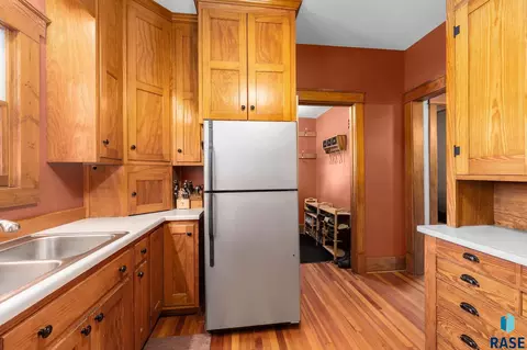 Kitchen - 519 7th St, Hudson, SD 57034 photo 3 of 3