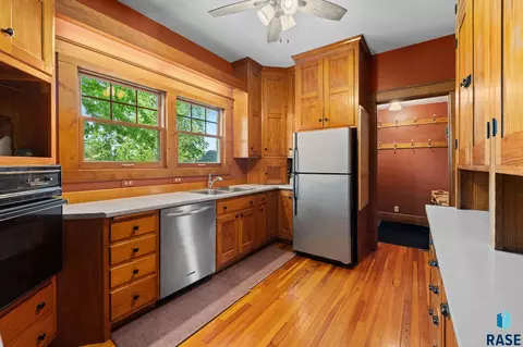 Kitchen - 519 7th St, Hudson, SD 57034 photo 1 of 3