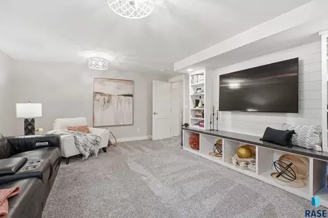 Other - 425 Kringen Ave, Baltic, SD 57003 photo 6 of 9