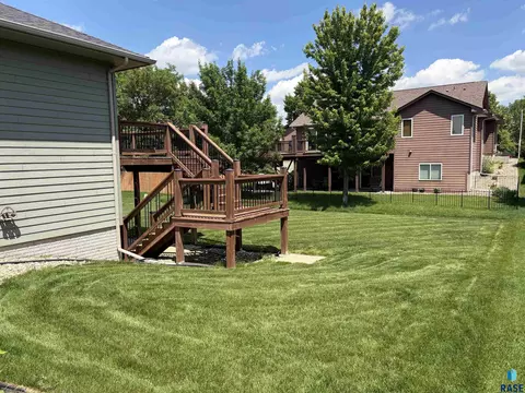 Exterior - S Aftyn Ave, Sioux Falls, SD 57108 photo 9 of 9