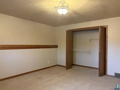 Bedroom - S Aftyn Ave, Sioux Falls, SD 57108 photo 5 of 6