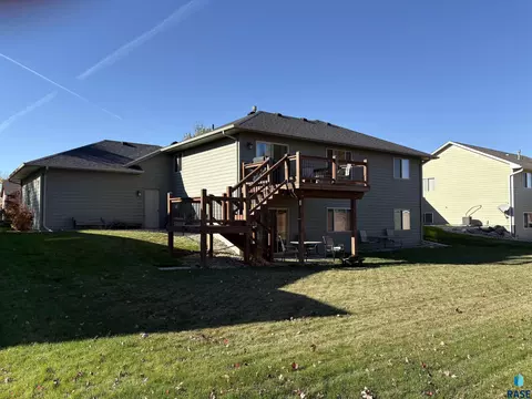 Exterior - S Aftyn Ave, Sioux Falls, SD 57108 photo 4 of 9