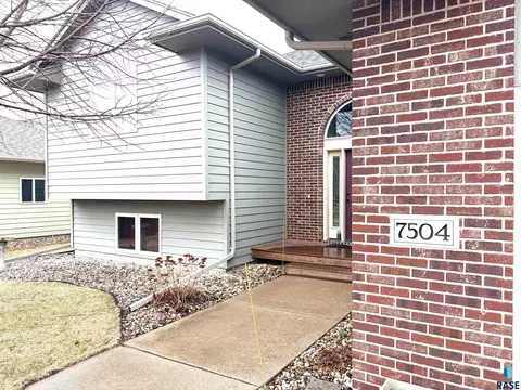 Exterior - S Aftyn Ave, Sioux Falls, SD 57108 photo 2 of 9
